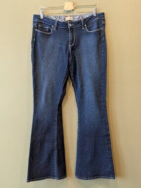 Paige Canyon Flare Jeans 32 Dark Indigo Dark Blue Wash Boho Mid Rise 70s Denim